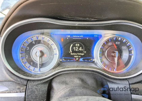 2019 Chrysler 300 Touring из США, поврежденный, VIN 2C3CCAAG1KH679186